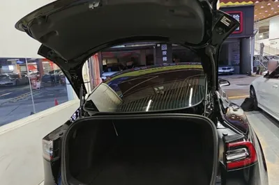 Tesla Model 3 2020, 41400 км, за 128517.89 CNY - фото 22