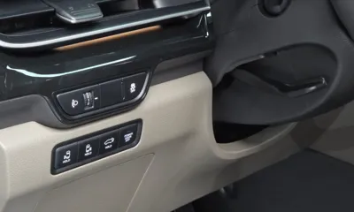 Kia Canival 2025, 20992 км, за 44000000 KRW - фото 27