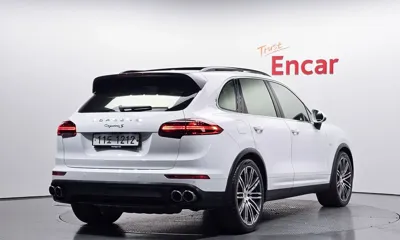 Porsche Cayenne 2015, 181409 км, за 31900000 KRW