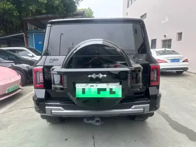 Fang Cheng Bao Leopard 8 2025, 45000 км, за 292800 CNY