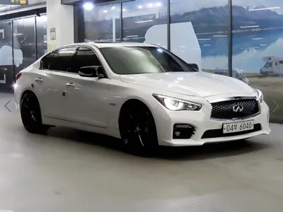 Infiniti Q50 · 2016 год