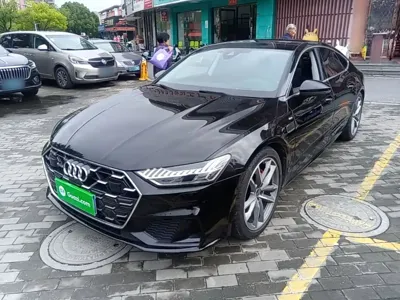 Audi A7 2024, 34900 км, за 328300 CNY - фото 2