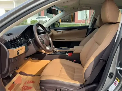 Lexus ES 2017, 110000 км, за 92800 CNY - фото 6