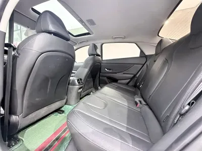 Hyundai Elantra 2023, 39000 км, за 97800 CNY - фото 8