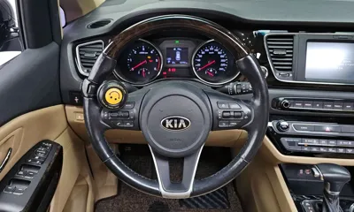 Kia Canival 2019, 127791 км, за 14900000 KRW - фото 13