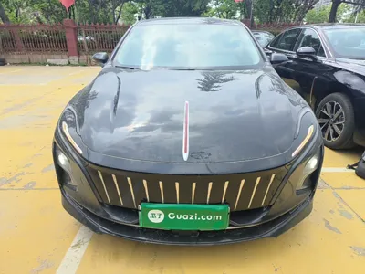 Hongqi E-QM5 2023, 32000 км, за 80864.76 CNY