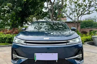 Geely Galaxy Galaxy A7 2025, 5900 км, за 110154.29 CNY