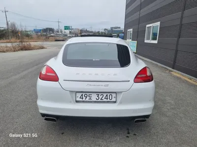 Porsche Panamera 2013, 120000 км, за 15900000 KRW