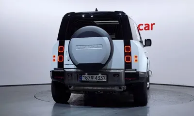 Land Rover Defender 2024, 44408 км, за 79500000 KRW - фото 4