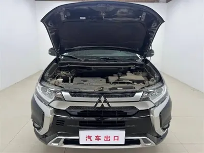 Mitsubishi Outlander 2022, 48000 км, за 118800 CNY - фото 7