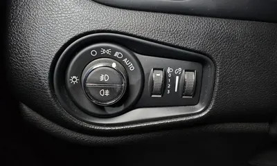 Jeep Renegade 2019, 144904 км, за 10900000 KRW - фото 14