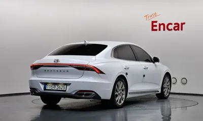 Hyundai Grandeur 2022, 66600 км, за 31000000 KRW - фото 2