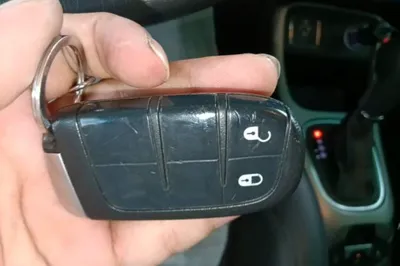 Jeep Compass 2017, 86600 км, за 41141.31 CNY - фото 29