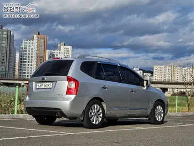 Kia Carens 2013, 74165 км, за 4700000 KRW