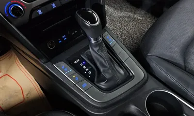 Hyundai Avante 2016, 78103 км, за 11000000 KRW - фото 9