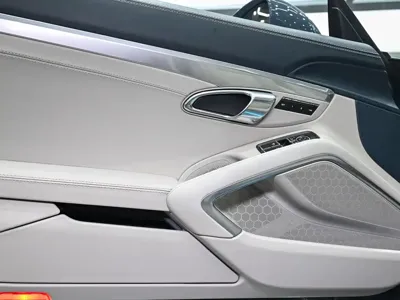 Porsche 911 2018, 64000 км, за 728000 CNY - фото 10