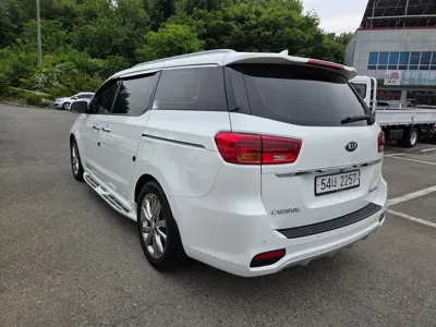 Kia Canival 2019, 80851 км, за 18900000 KRW
