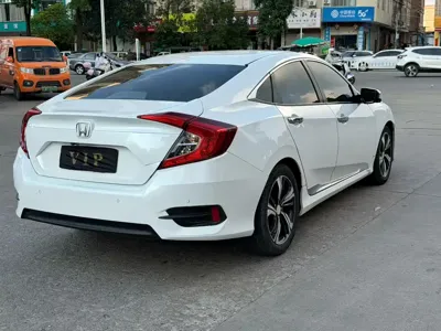 Honda Civic 2016, 110000 км, за 49800 CNY - фото 6