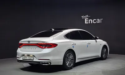Hyundai Grandeur 2019, 74835 км, за 21700000 KRW