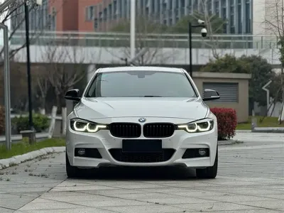 BMW 3 Series 2019, 100000 км, за 89800 CNY - фото 2