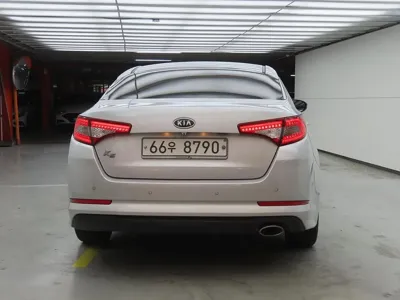 Kia K5 2011, 78573 км, за 3990000 KRW