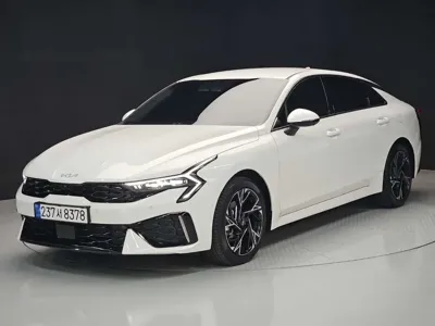 Kia K5 · 2025 год