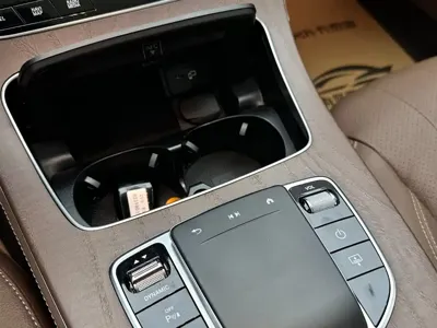 Mercedes-Benz E-Class 2021, 45000 км, за 275600 CNY - фото 17