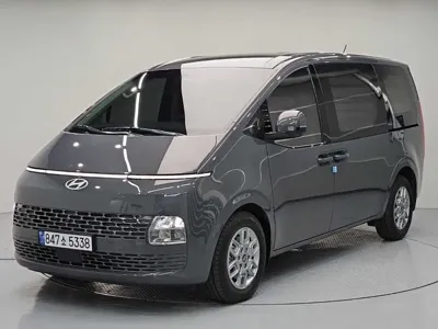 Hyundai Staria · 2025 год