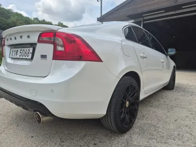 Volvo S60 2015, 167000 км, за 6500000 KRW - фото 15