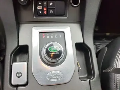 Land Rover Discovery 2017, 161300 км, за 215100 CNY - фото 14