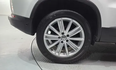 Volkswagen Tiguan 2015, 126974 км, за 6990000 KRW - фото 5