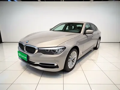 BMW 5 Series 2018, 100600 км, за 117200 CNY