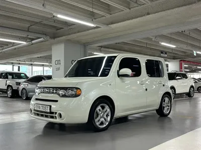 Nissan Cube · 2011 год