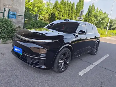 Li Auto Li L7 · 2025 год
