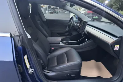 Tesla Model 3 2019, 101300 км, за 144742.36 CNY - фото 29