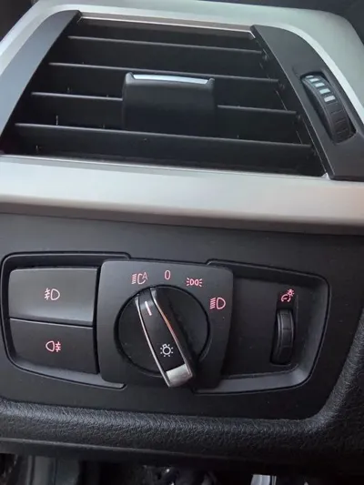 BMW 3-Series 2015, 125000 км, за 7500000 KRW - фото 12