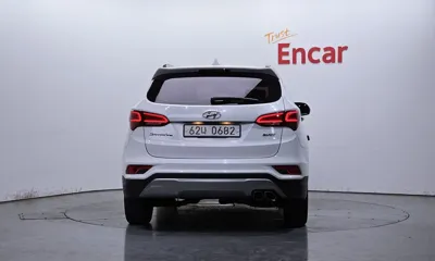 Hyundai Santafe 2016, 103618 км, за 11900000 KRW
