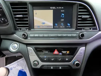 Hyundai Avante 2018, 102061 км, за 9000000 KRW - фото 13