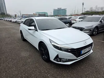 Hyundai Avante 2023, 52411 км, за 17300000 KRW