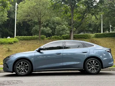 BYD 海豹06 2024, 100000 км, за 58800 CNY
