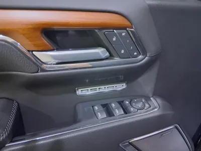 GMC Sierra 2023, 4146 км, за 73400000 KRW - фото 8