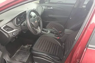 Chevrolet Cavalier 2019, 62400 км, за 44696.65 CNY - фото 18