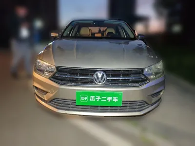 Volkswagen Bora 2017, 80000 км, за 34568.14 CNY