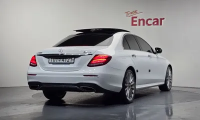 Mercedes-Benz E-Class 2019, 67964 км, за 30500000 KRW