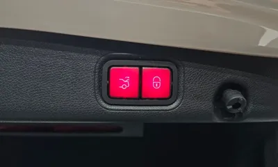 Mercedes-Benz E-Class 2018, 61729 км, за 23500000 KRW - фото 20