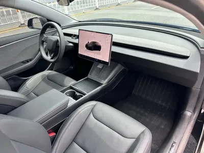 Tesla Model 3 2024, 80000 км, за 143800 CNY - фото 13