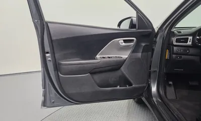 Kia Niro 2017, 84266 км, за 10900000 KRW - фото 24
