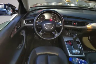 Audi A6L 2018, 99100 км, за 127975.39 CNY - фото 11