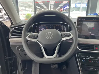 Volkswagen Tayron 2022, 18000 км, за 193800 CNY - фото 9