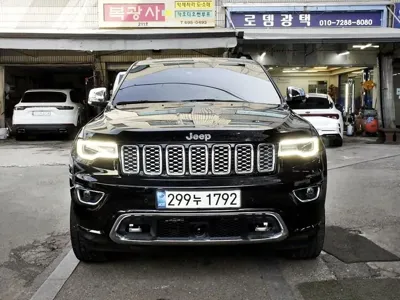 Jeep Cherokee · 2021 год